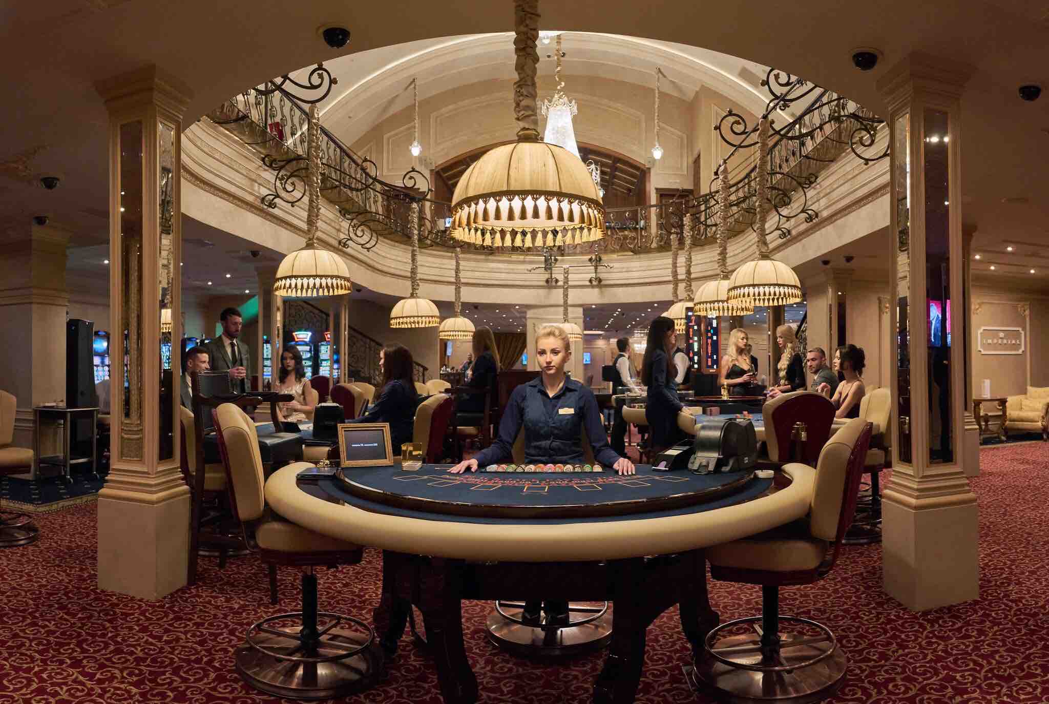 Ресторан казино в барнауле казино мегастарт инфо